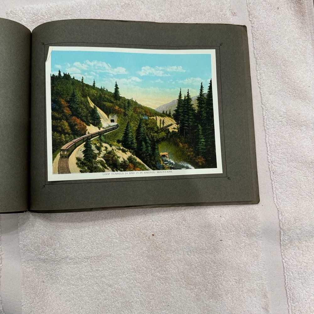 The Shasta Route Vintage Illustrated Booklet - Olive Green & Gold - Picture 10 of 10